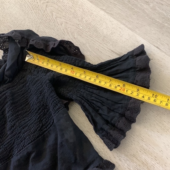 KanCan off the shoulders cropped eyelet black top size S ruffles bohemian - Picture 7 of 9